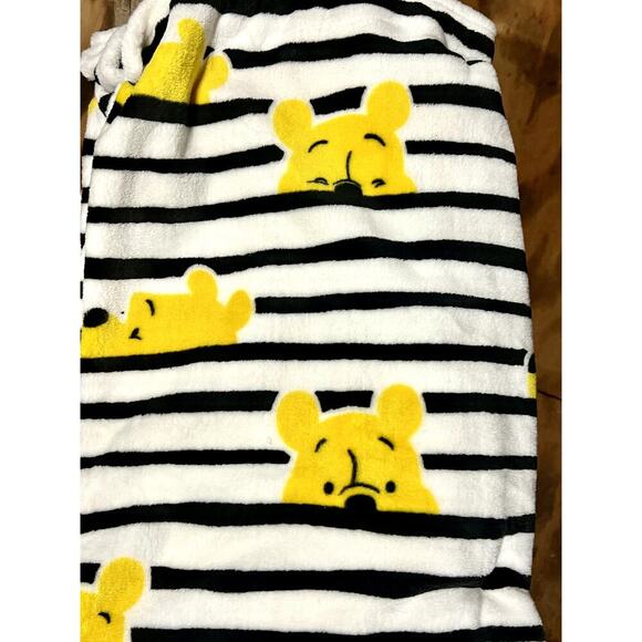 Winnie the Pooh Cloud Blanket Plush Yellow, Black, White Stripes 60x70 - Picture 3 of 3